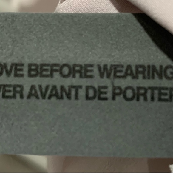 NWT- Monk and Lou lilac short sleeve size medium - Picture 7 of 11